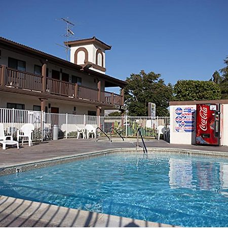 Ez 8 Motel Newark Luaran gambar