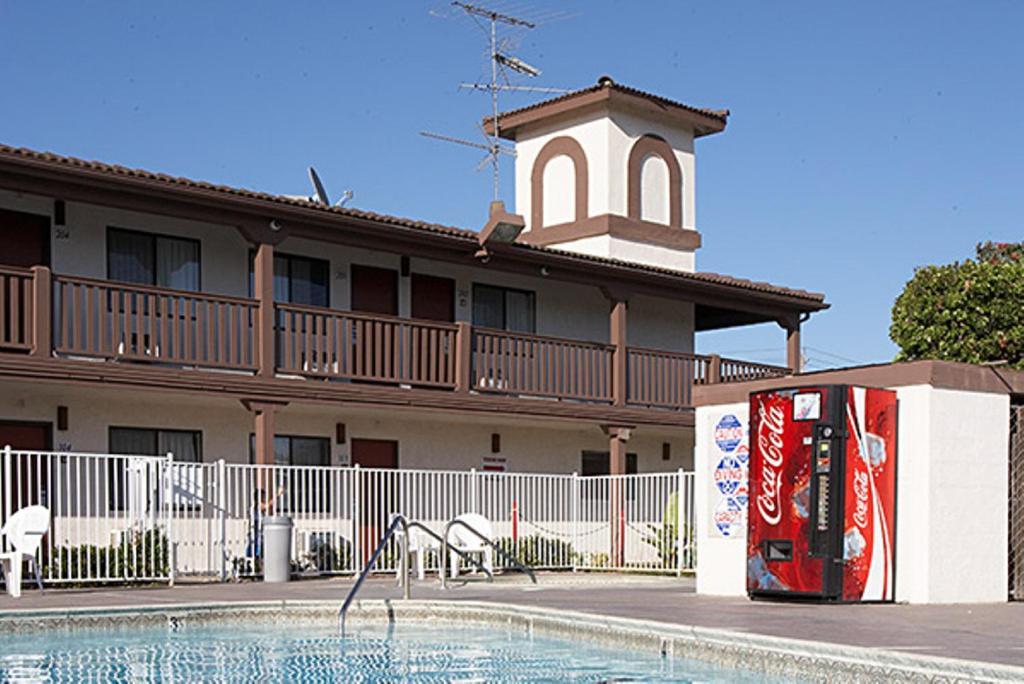 Ez 8 Motel Newark Luaran gambar