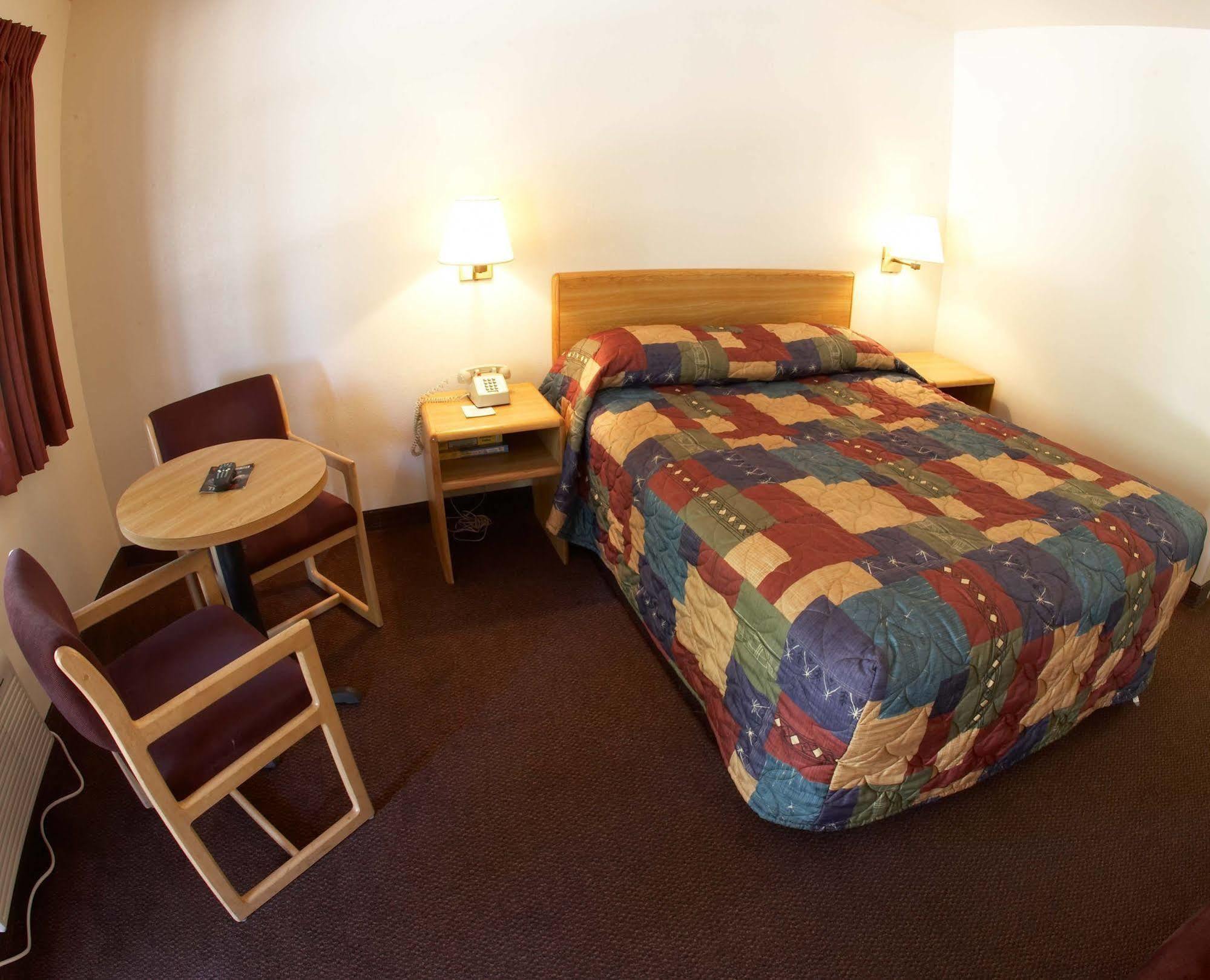 Ez 8 Motel Newark Luaran gambar